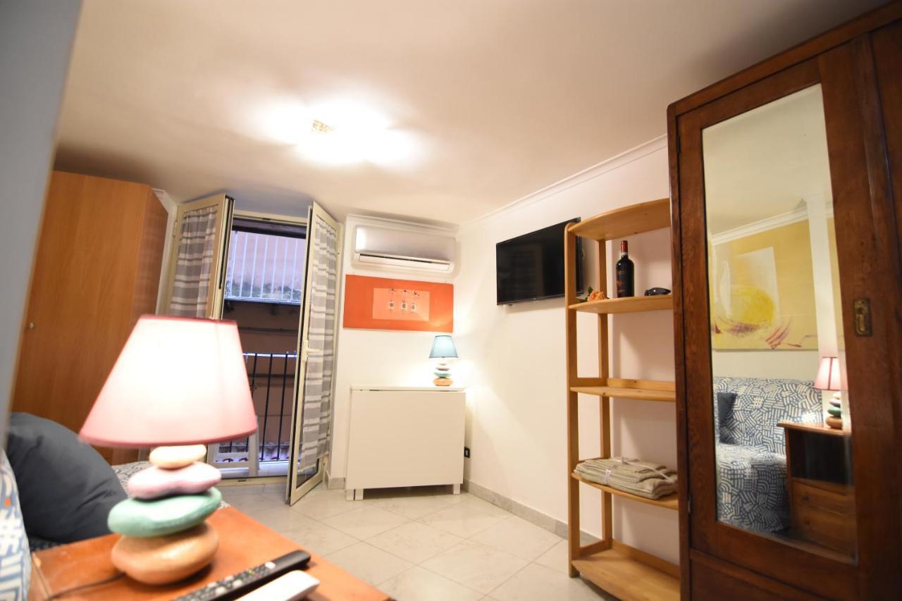 Lilliput Apartment Napels Buitenkant foto