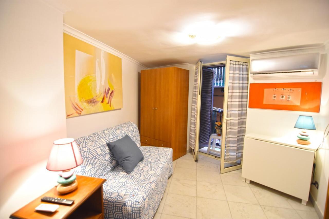 Lilliput Apartment Napels Buitenkant foto