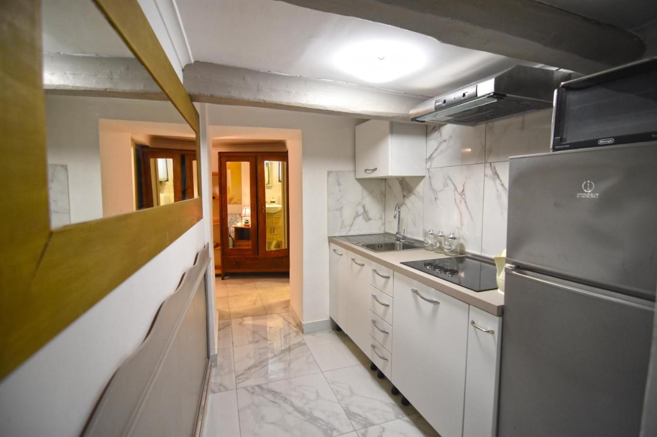 Lilliput Apartment Napels Buitenkant foto